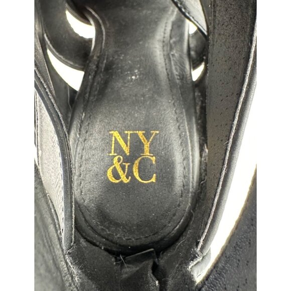 NY&C Black Cutout Bootie Faux leather Women 8 Black Point Toe Ankle - Picture 9 of 11